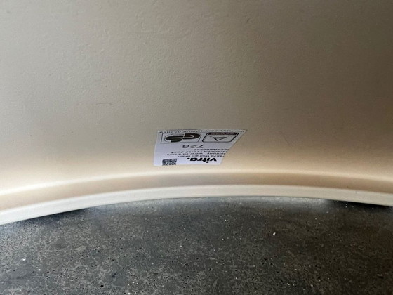 Image 1 of 4 sedie Vitra Panton, colore avorio