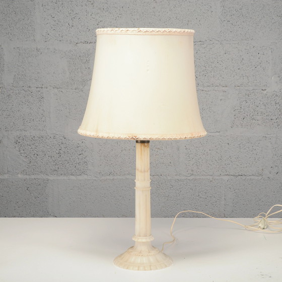 20th Century Lamp with Alabaster Stone Base – Table lamps (photo 3 of 6)
