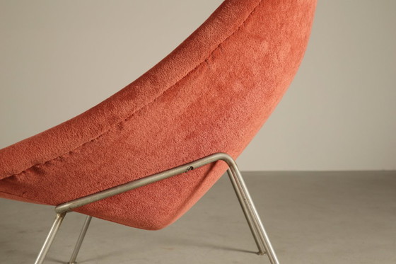 Image 1 of Pierre Paulin for Artifort — F156 “Little Oyster” chair