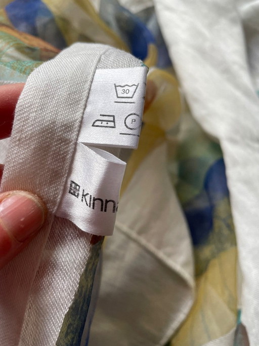 Kinnasand (nu Kvadrat) Tussengordijnen 4 panelen (totaal 16 meter) Geplooid