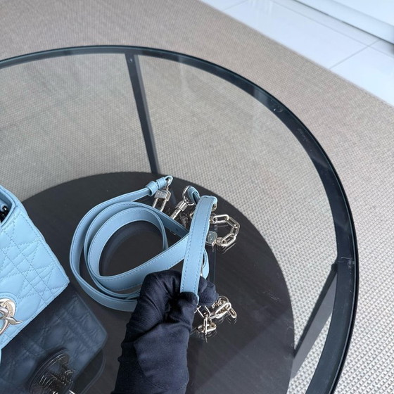 Image 1 of DIOR D-JOY MEDIUM - CANNAGE LAMSLEER LICHTBLAUW BABYBLAUW GOUDEN BESLAG