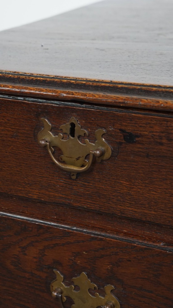 Image 1 of Antigua cómoda inglesa de roble/cómoda del siglo XVIII