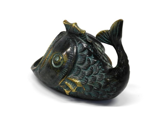 Image 1 of Beautiful Mid Century bronze table or hand ashtray by Walter Bosse in the shape of a fish