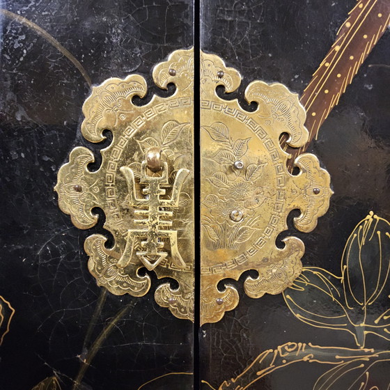 Image 1 of Vintage Chinese black lacquer cabinet birds and flowers bohemian / bohemian / oriental cabinet