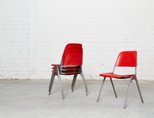 Don Albinson Knoll 1601 Stack Chair voor Knoll International