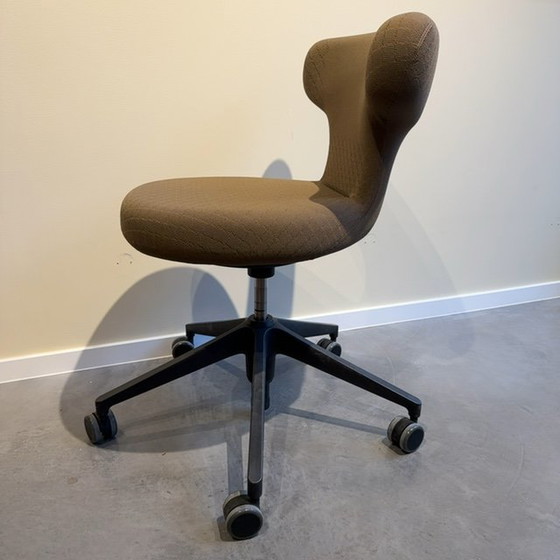 Image 1 of Vitra Pivot bureaustoel