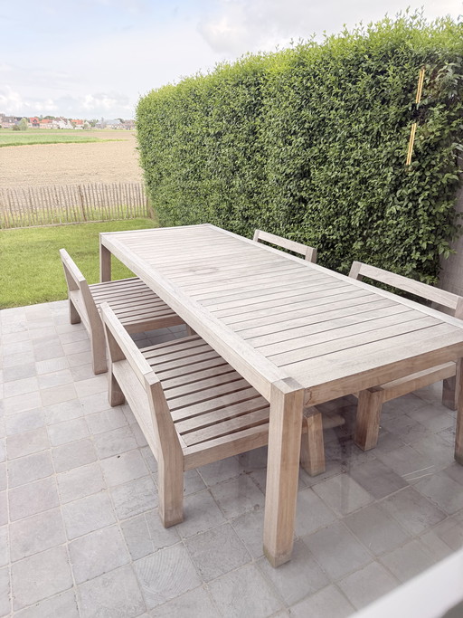 Ensemble de salle à manger basse Piet Boon – table en teck + coussins gris foncé