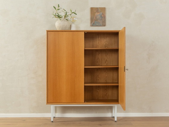 Image 1 of Cómoda de los años 60 con patas de acero