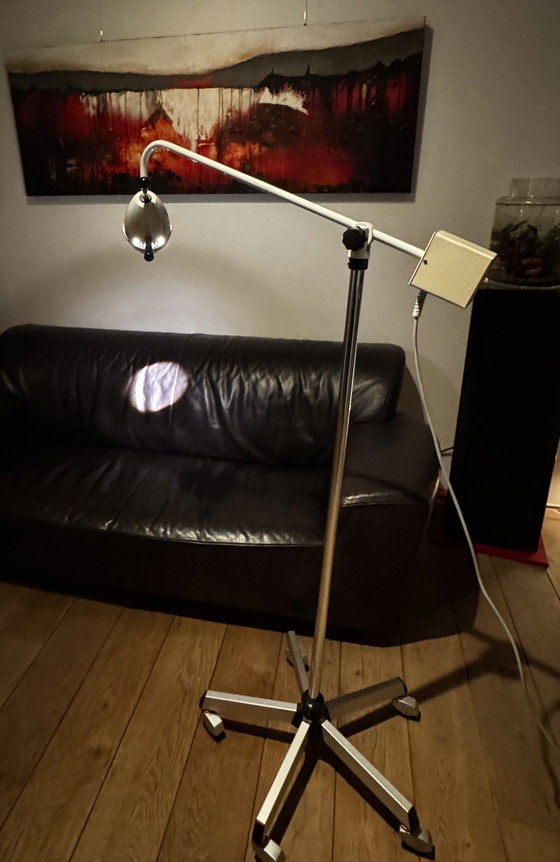Vintage Medical Lamp Dr. Mach Focusable – Floor lights, rvs, Metal (photo 5 of 6)