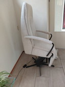 Fauteuil releveur de premier plan