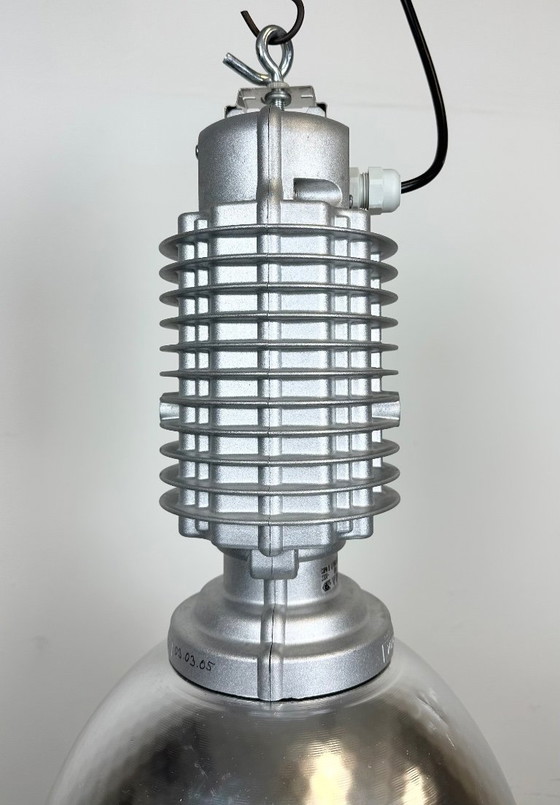 Image 1 of Industrielle Pendelleuchte mit Glasabdeckung von Charles Keller für Zumtobel, 1990er Jahre