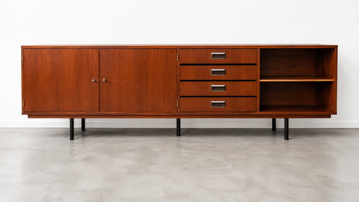 Scandinavisch dressoir van teakhout, jaren 60