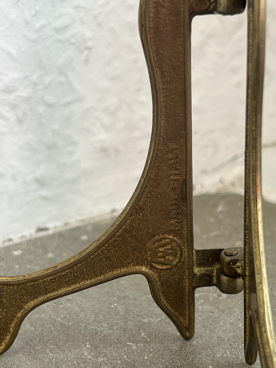 Image 1 of Soporte plegable para platos de latón fundido ornamentado de estilo italiano antiguo
