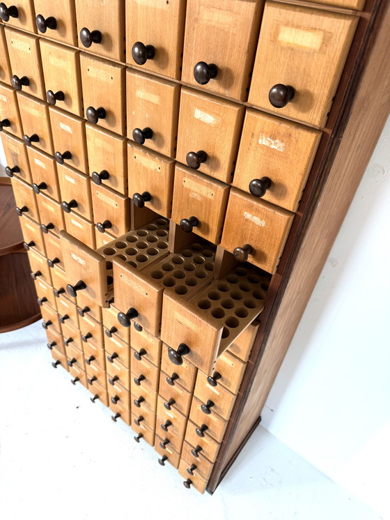 Image 1 of Cassettiera/mobile da farmacia vintage XL anni '30
