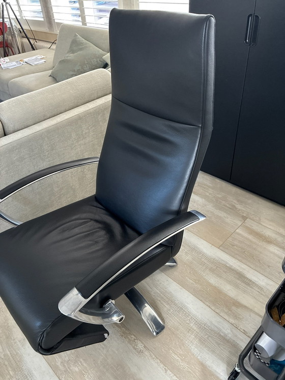 Jori Brainbuilder Armchair – Leather (photo 5 of 5)
