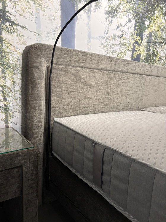 Image 1 of Boxspring Broadway