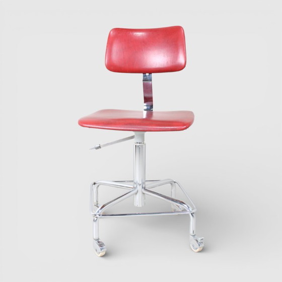 Image 1 of Red industrial vintage office chair
