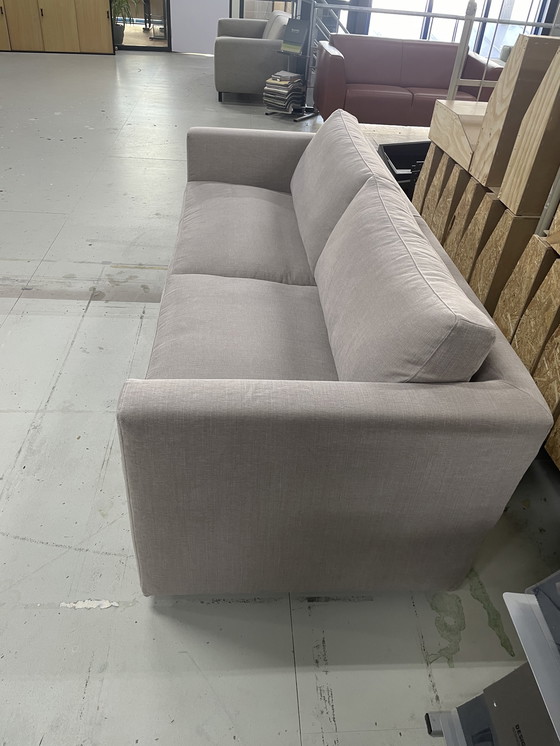 Image 1 of Panchina Emma Soho