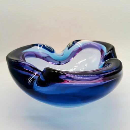 1960s Big Ashtray or Catch-all in Murano Glass by Flavio Poli for Seguso. 16 cm. Made in Italy.