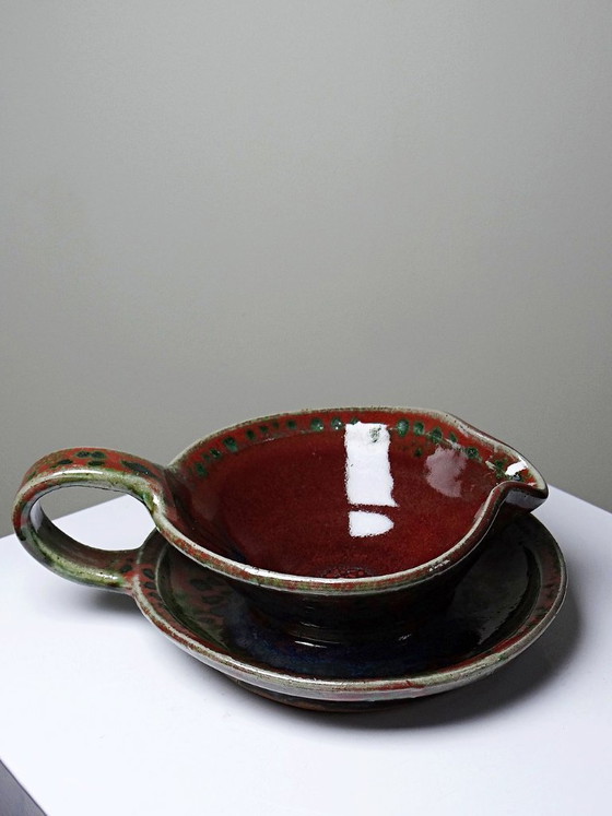 Image 1 of Saucière en grès émaillé Fontgombault, rouge et vert, vintage 1960-1970
