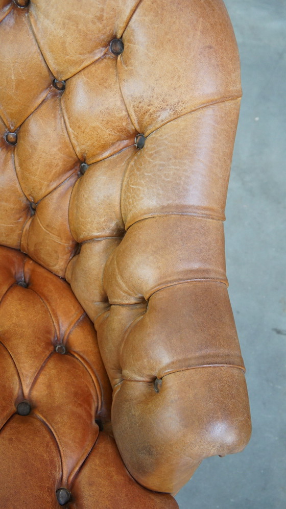 Image 1 of Fauteuil Chesterfield en peau de mouton