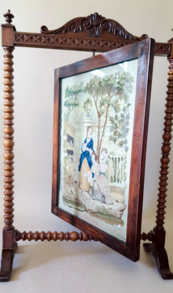 Antieken Frans draaibaar haardscherm achter glas – Kamerschermen, Textile (photo 3 of 6)