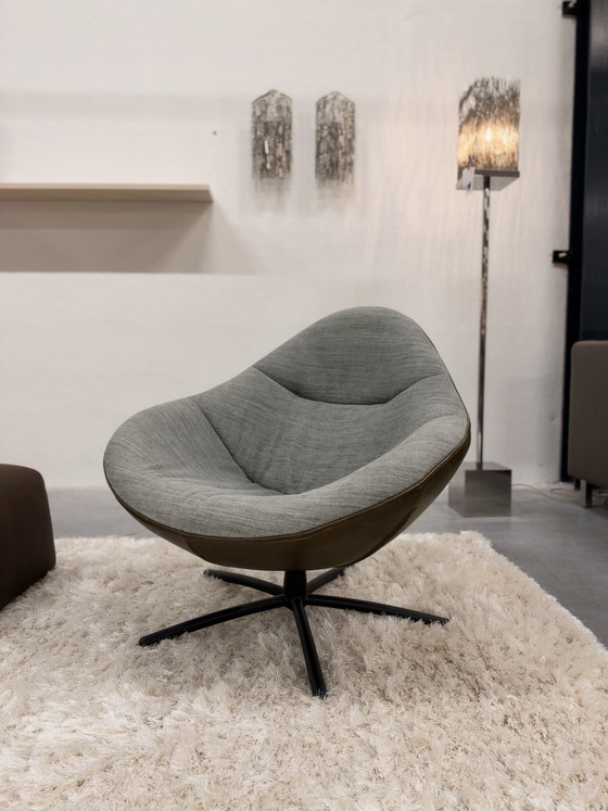 Label van den Berg Hidde Armchair With pouf, Leather, Green (photo 2 of 11)