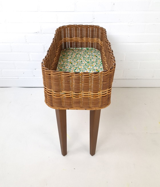 Image 1 of Jardinière vintage années 1960-70 en bois et rotin, design danois