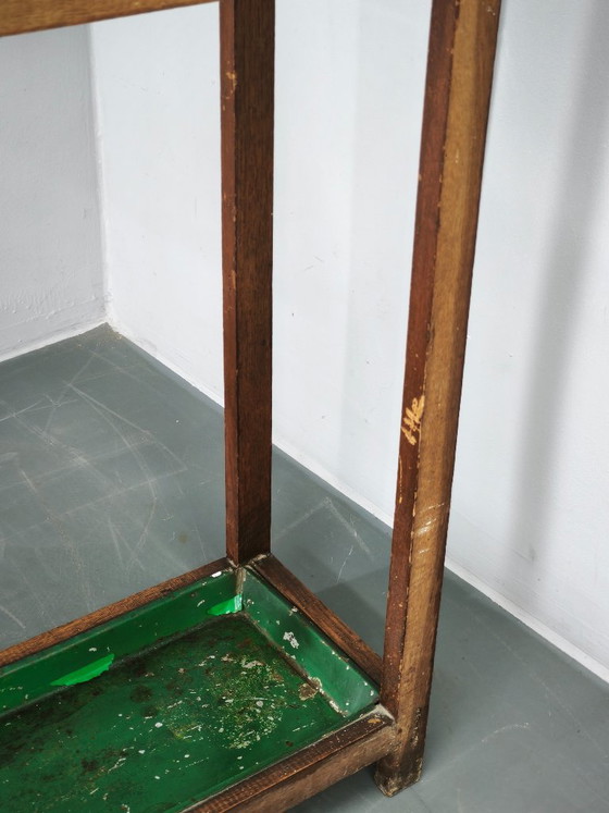 Appendiabiti Arts & Crafts in rovere massiccio, c. 1900, con ganci e portaombrelli, Legno, Metallo, Marrone (foto 5 di 14)