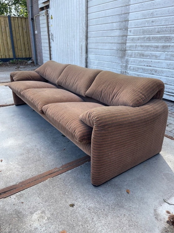 Image 1 of Vintage Italiaanse designbank uit de jaren 70, Cassina Maralunga