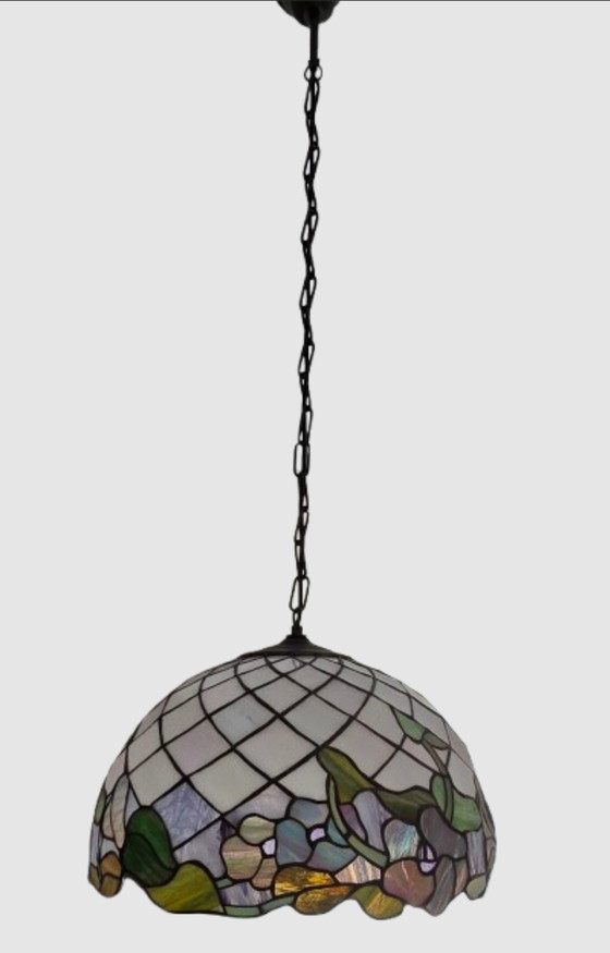 Image 1 of Antieke Tiffany-stijl hanglamp met bloemmotief – 3 lichtpunten