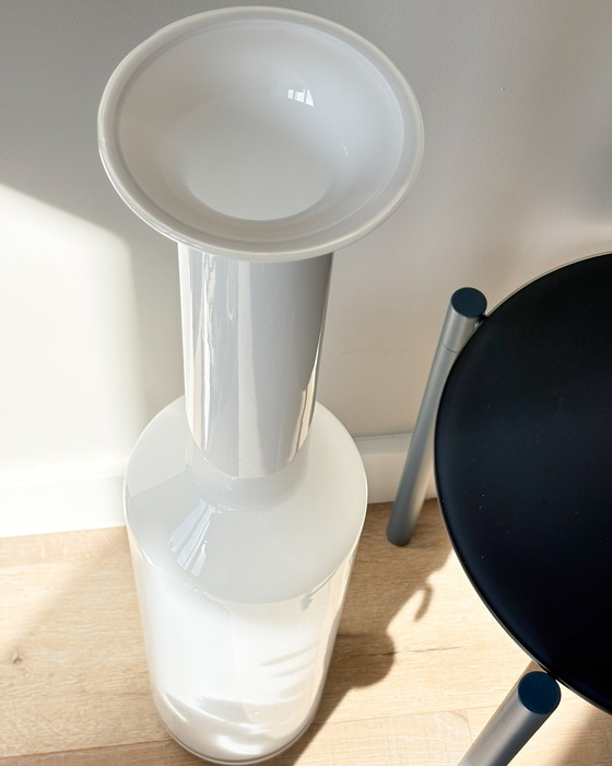 Image 1 of Vase Vintage IKEA FYLLIG - Verre blanc opalin