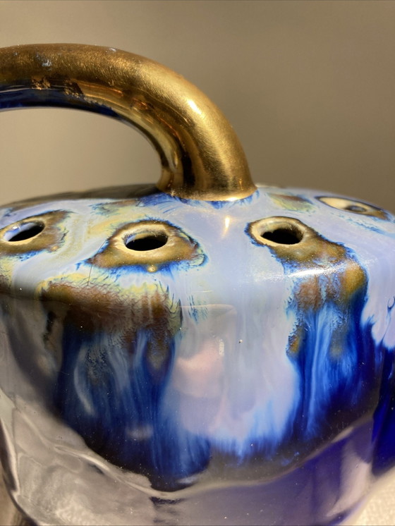 Image 1 of Rana floreale di Alphonse Mouton a forma di annaffiatoio