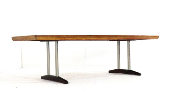 Image 1 of Table basse vintage en palissandre et noyer « Drachten »