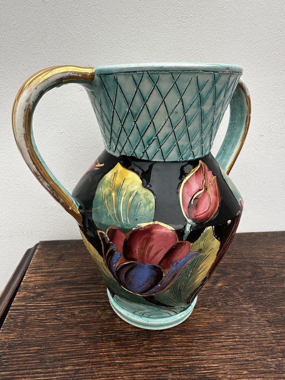 Image 1 of Vaas gesigneerd JTF Vallauris - h 20 cm - Vintage gebeiteld en beschilderd decor