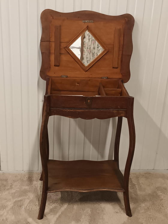Antique Side table with storage compartment – Wood (photo 10 of 10)