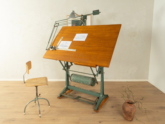 Image 1 of Tekentafel uit de jaren 1950 van Nester, vintage