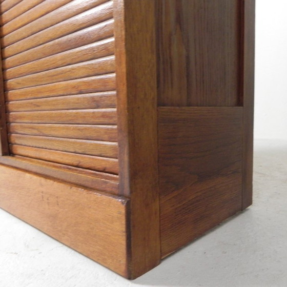 Image 1 of Eichenschrank mit Rollläden und 2 Rollläden, 148 cm hoch, 1950er Jahre