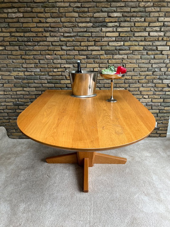 Image 1 of Danish oak dining table - Vintage Scandinavian design - drop-leaf