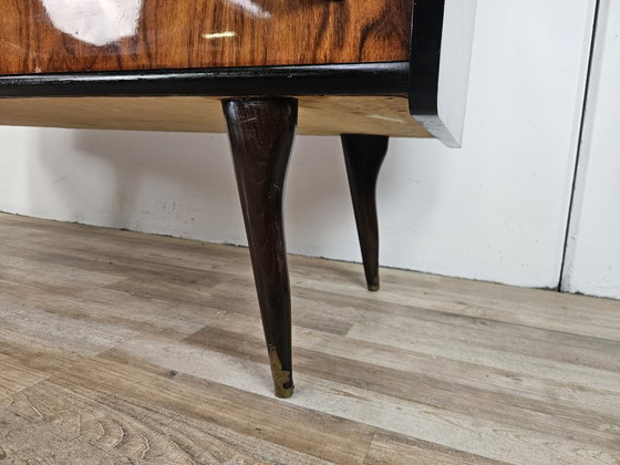 Image 1 of Jaren 50 ladekast met zes laden en glazen blad