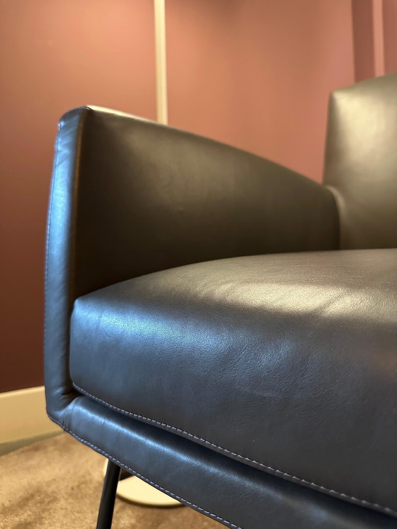 Image 1 of Tumbler Sessel Ausstellungsmodell - Loxton Leder