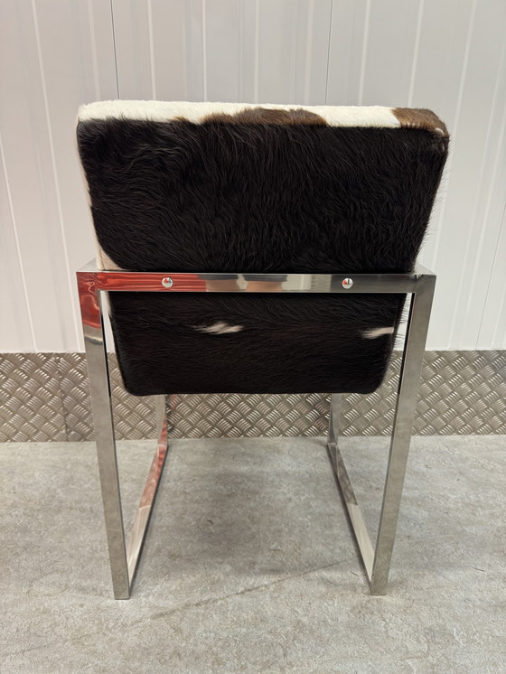 Image 1 of Silla de diseño de lujo en aluminio cromado con piel de vaca auténtica.