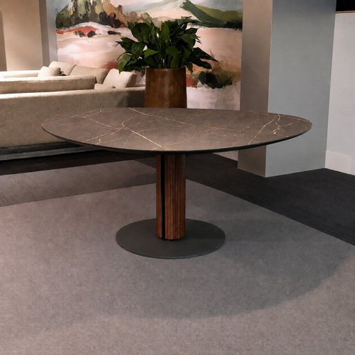 Bree's New World – Steely Dining Table – size XL 168cm