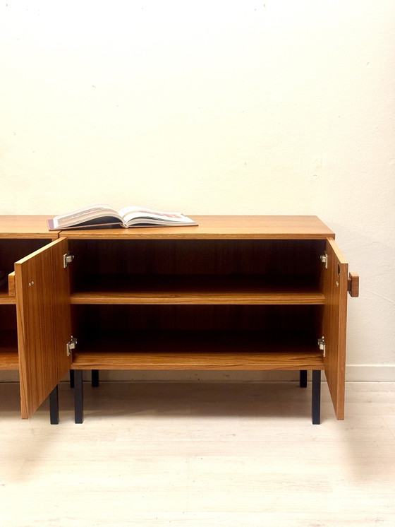 Image 1 of Buffet vintage en teck des années 1960/70