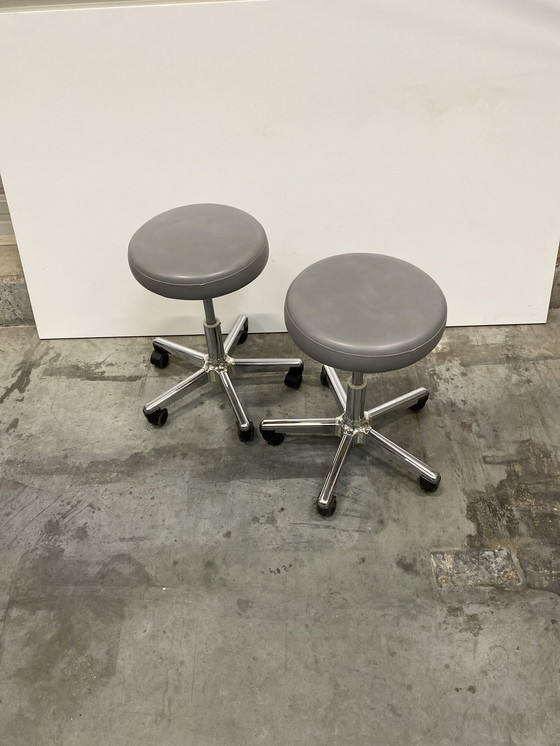 Image 1 of Kruk op wielen - Grijs - 2 pièces