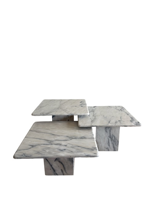 Vintage Bianco Carrara marble nesting tables, Italy 1960