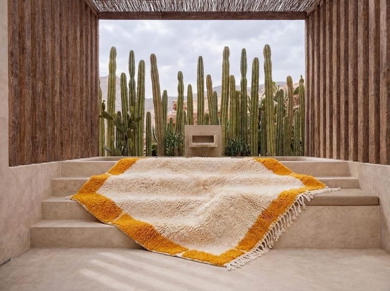 Image 1 of Tapis en laine pure fait main traditionnelle taille 200x300 cm