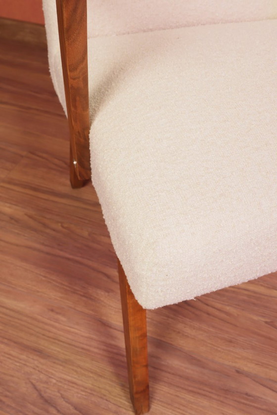 Image 1 of Poltrona vintage beige bouclé in legno di noce 1960