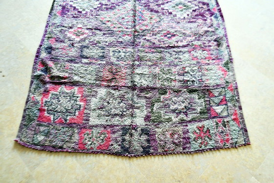 Image 1 of Violetter marokkanischer Boujaad-Teppich - 360 x 192 cm
