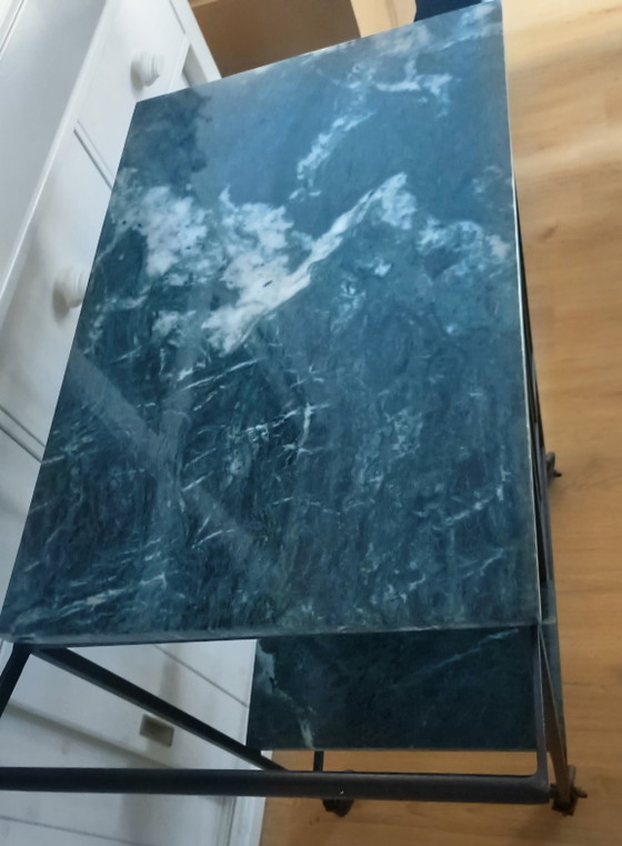Image 1 of Servierwagen „Dutchbone Mil“ – Grüner Marmor – Design-Servierwagen